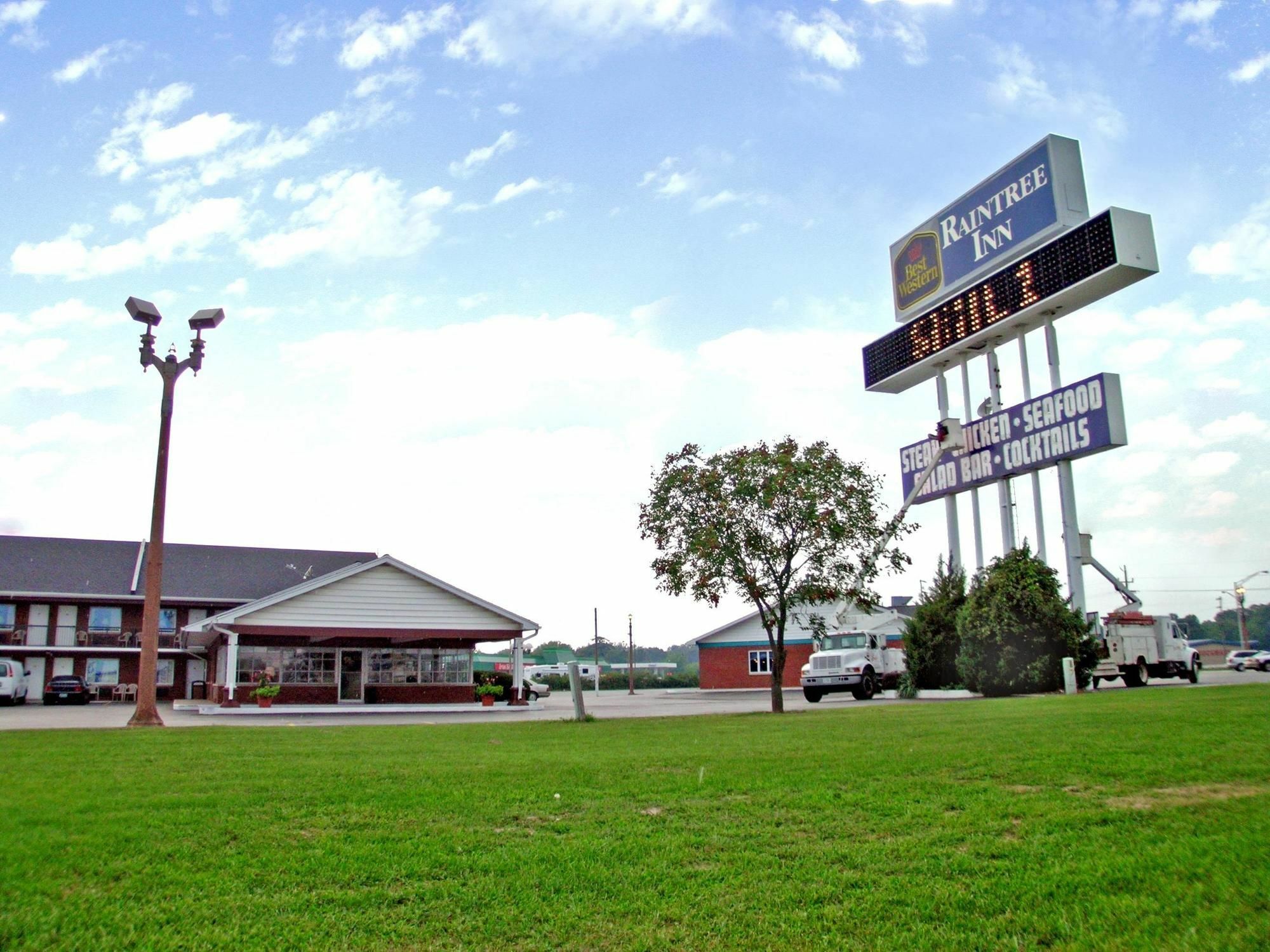 Best Western Raintree Inn Effingham Exterior photo